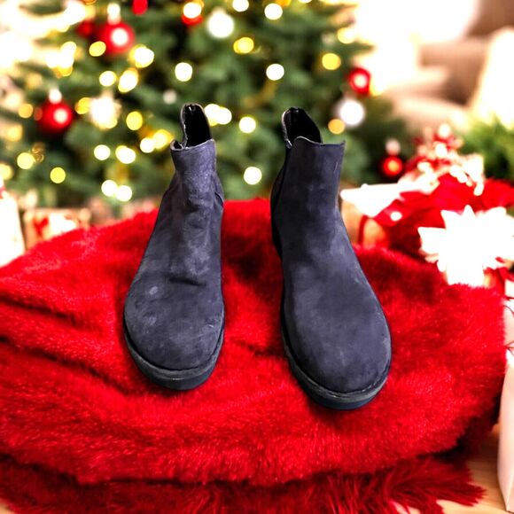 Kenneth Cole Reaction Prime Bootie Suede Leather Upper Size 5.5 (Navy Blue) - Picture 1 of 7